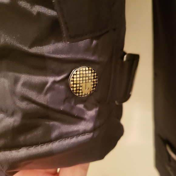 Burton snowboard jacket - Picture 3 of 10